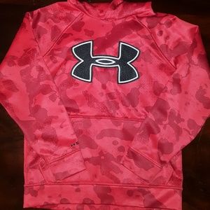 Boys Under Armour size SMALL red camo hoodie